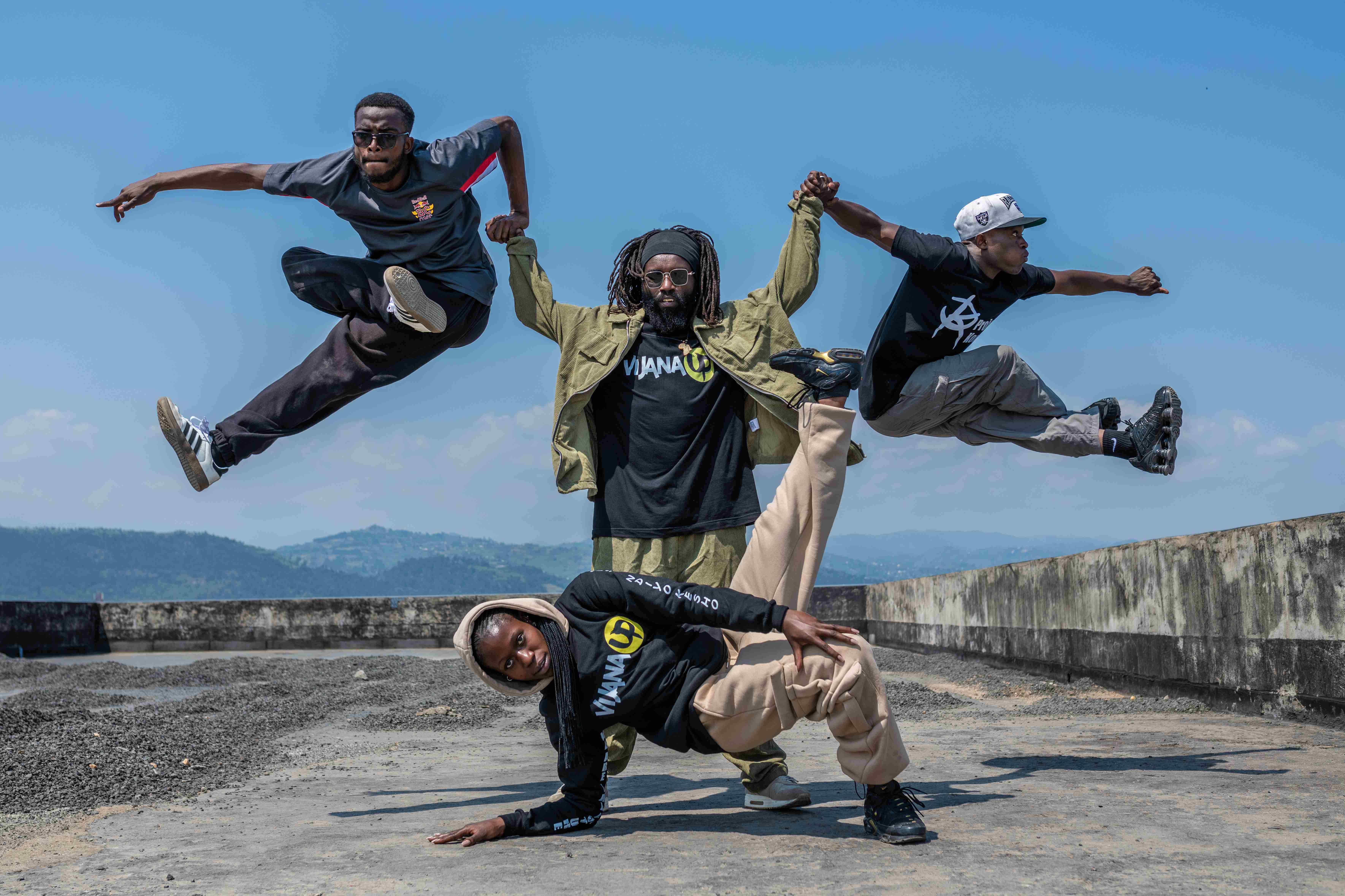 Danseurs de Vijana Up